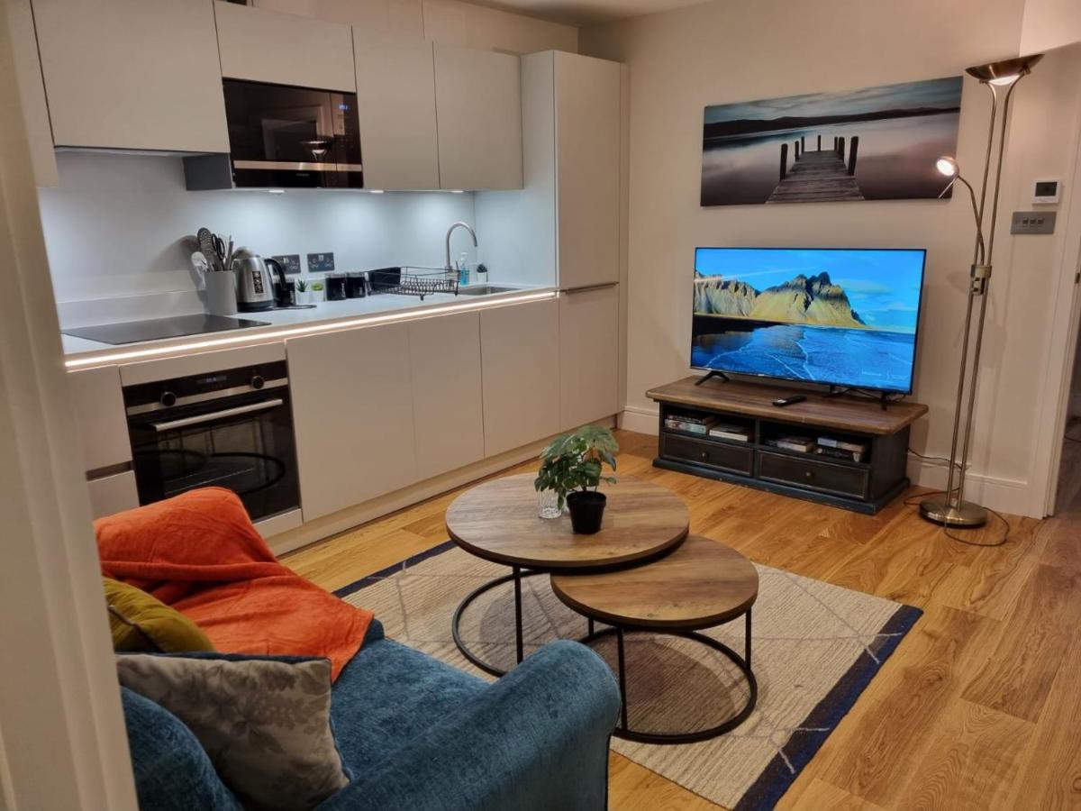 Trinity House By Ritual Stays St Albans ภายนอก รูปภาพ